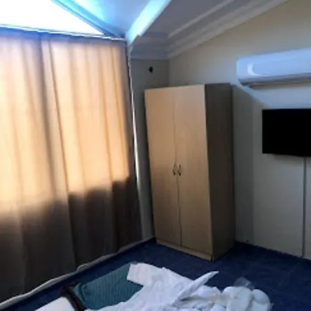 Hotell Deniz Konyaalti 4*