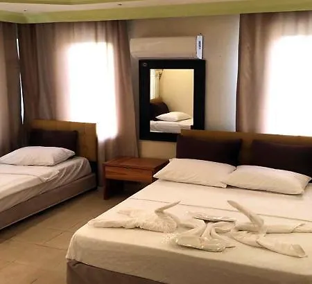 Deniz Konyaalti Hotel 4*